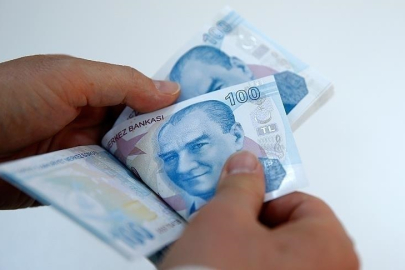 Emeklilerin zam farkları ile harp ve vazife malullüğü aylığı alanların ek ödemeleri yarın yatırılacak