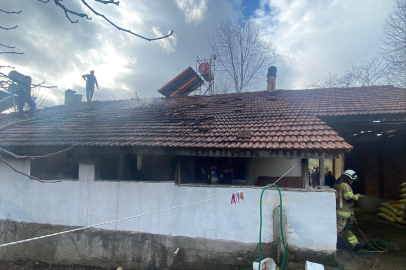 Tek yaşayan adamın evi küle döndü