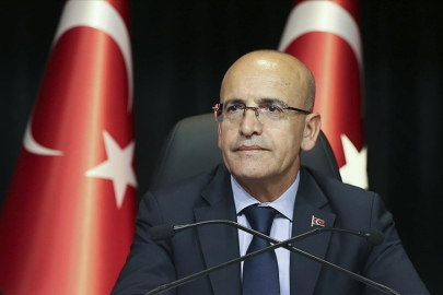 Bakan Şimşek ekonomide üç olumlu gelişme yaşandığını bildirdi