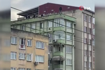 Bursa’da intihar girişimi! Eşiyle tartıştı, çatıya çıktı