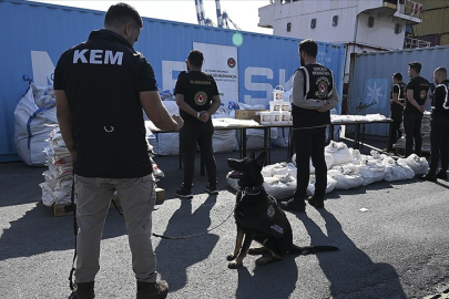 Gümrükler Muhafaza ekipleri zehir tacirlerine göz açtırmadı