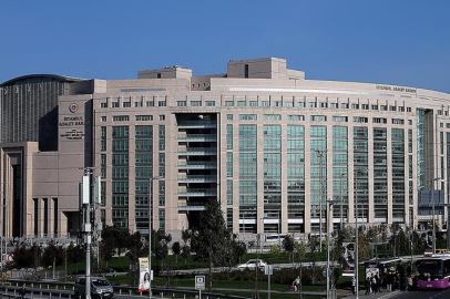 Yasa dışı gelirlerin aklanmasına yönelik operasyonda yakalanan 38 şüpheli adliyede