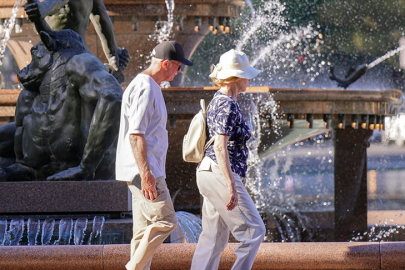 Avustralya'da sıcak hava dalgası nedeniyle termometreler rekor seviyelere ulaştı
