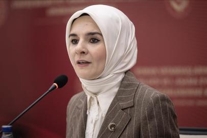 Bakan Göktaş: Her çocuğumuz kendini olduğu gibi kabul etsin, sevsin diye sosyal medya düzenlemesini hayata geçiriyoruz