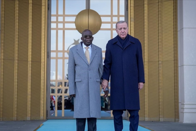 Cumhurbaşkanı Erdoğan, Nijerya Cumhurbaşkanı Tinubu'yu resmi törenle karşıladı