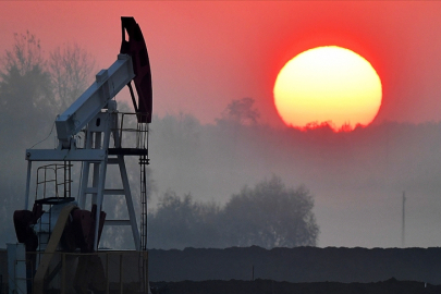 Ekvador, Kolombiya petrolünün ülkesine taşınma tarifesi vergisini yüzde 900 artırdı