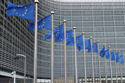 AB'den İran'a yönelik olası askeri adıma karşı itidal çağrısı