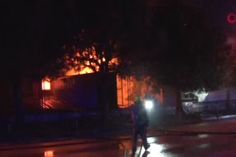 Bursa'da kimyasal kaplama fabrikasında yangın