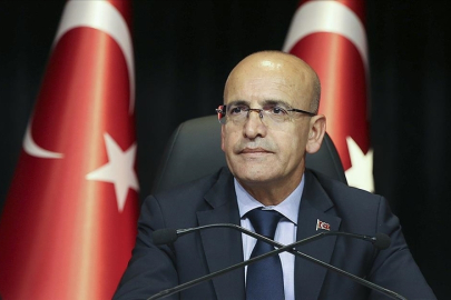 Bakan Şimşek: 2025'te ihracat ve turizmde kaydettiğimiz performans, kazanımlarımızı desteklemeye devam etti