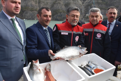 Bakan Yumaklı: 2025 yılında su ürünlerinden ülkemiz 2,3 milyar dolarlık bir ihracat rakamına ulaştı