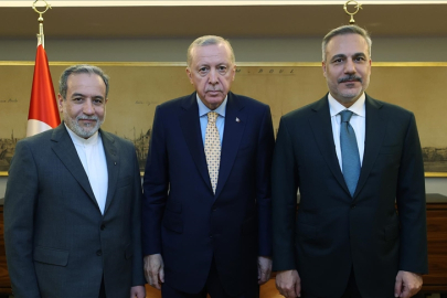 Cumhurbaşkanı Erdoğan, İran Dışişleri Bakanı Erakçi'yi kabul etti