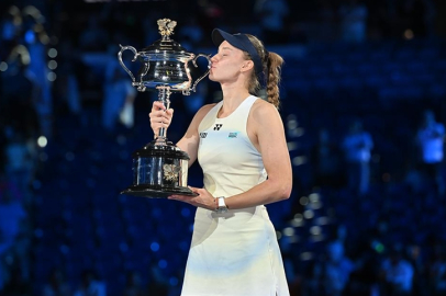 Avustralya Açık'ta tek kadınlar şampiyonu Elena Rybakina