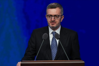 İletişim Başkanı Duran, TRT'nin ilk televizyon yayınının 58'inci yıl dönümünü kutladı