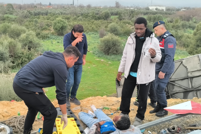 Antalya'da yolcu otobüsü devrildi: Ölü ve yaralılar var