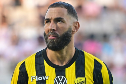 Suudi ekibi Al Hilal, Karim Benzema'yı transfer etti