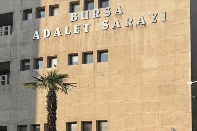 Eski Nilüfer Belediye Başkanı Erdem hakkındaki iddianamede "rüşvet" iddialarına ilişkin yazışmalar yer aldı