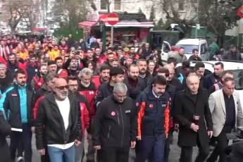 Bursa’da 6 Şubat şehitleri için sessiz yürüyüş