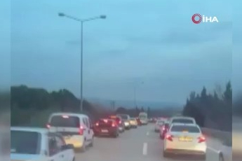 Bursa'da yoğun trafikte, fermuar sistemi takdir topladı