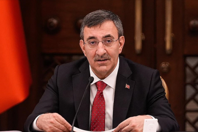 Cumhurbaşkanı Yardımcısı Yılmaz, 6 Şubat depremlerinde hayatını kaybedenleri andı