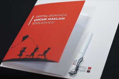 "Dijital Dünyada Çocuk Hakları Sözleşmesi"nin imza sayısı 300 bini geçti