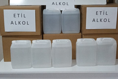 Bursa'da sahte alkol operasyonu: 135 litre etil alkol ele geçirildi