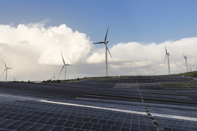Dünyada temiz enerjideki büyümenin direksiyonuna gelişmekte olan ülkeler geçti