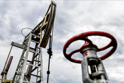 Meksika, ABD'nin gümrük tarifesi adımı sonrası Küba'ya petrol sevkiyatını durdurdu