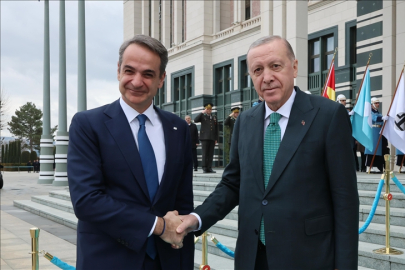 Cumhurbaşkanı Erdoğan, Yunanistan Başbakanı Miçotakis'i kabul etti