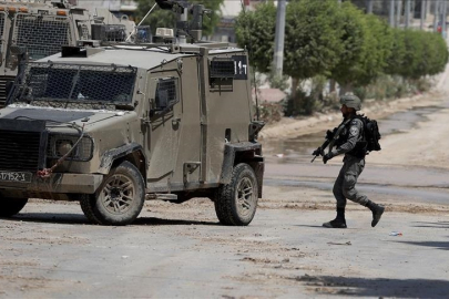 İsrail ordusu, Suriye'nin güneyinde sınırı ihlal ederek geçici kontrol noktası kurdu