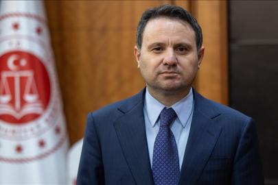 Adalet Bakanı Gürlek: Ben bir siyasi kimliğin dışında adalet ihtiyacı olan 86 milyon vatandaşımızın yanındayım