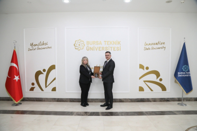 BTÜ’de personele vefa ödülü