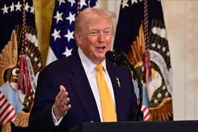 ABD Başkanı Trump, Yüksek Mahkemenin kararını beklerken tarifeleri savundu