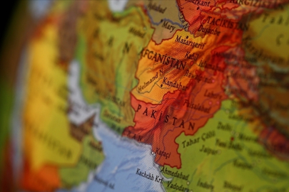 Pakistan, Afganistan sınırında 7 "terör kampını" hedef aldı