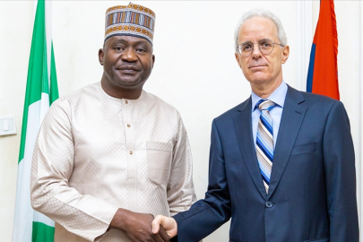 Türkiye'nin Abuja Büyükelçisi Poroy, Nijerya Savunma Bakanı Musa'yı ziyaret etti