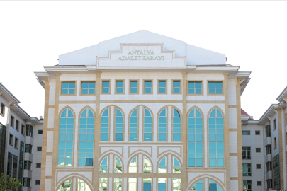 Antalya merkezli yasa dışı bahis soruşturmasında 72 kişi hakkında gözaltı kararı