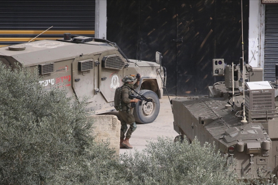 İsrail ordusu, işgal altındaki Batı Şeria'da baskınlar düzenledi