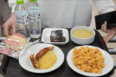 Öğrenciler, KYK yurtlarındaki yemek hizmetlerinden memnun