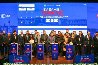 "Yüzyılın Konut Projesi" kapsamında Uşak'ta yapılacak konutların kurası çekildi