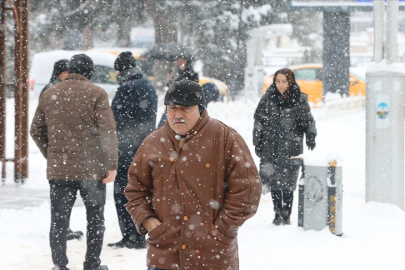 Bazı bölgeler için kuvvetli kar ve fırtına uyarısı