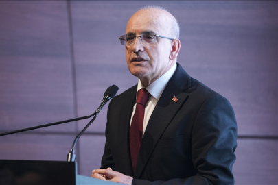 Bakan Şimşek: Son 50 ayın en düşük enflasyonuyla karşı karşıyaysak bu ilerlemedir