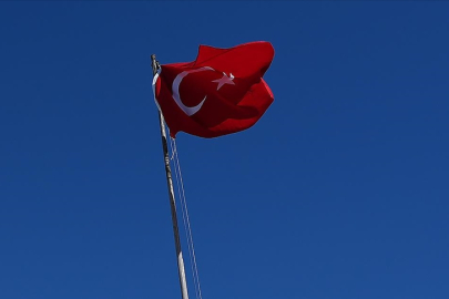 Türkiye'nin Tahran Büyükelçiliği, İran'daki Türk vatandaşlarına yönelik güvenlik duyurusu yaptı