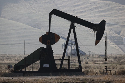 OPEC+ üyesi 8 ülke, nisanda petrol üretimini günlük 206 bin varil artıracak