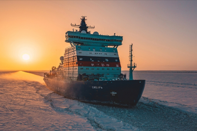 Arktik bölgesine ilgi, buzlu sularda yolu açan buzkıran gemilere ihtiyacı artırıyor