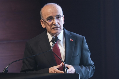 Bakan Şimşek: Artan petrol fiyatlarının enflasyona etkisini sınırlandırmak üzere çalışıyoruz