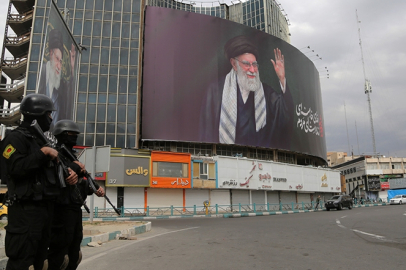 İran Uzmanlar Meclisi üyesi Muallimi: Yeni liderin seçimi uzun sürmeyecek