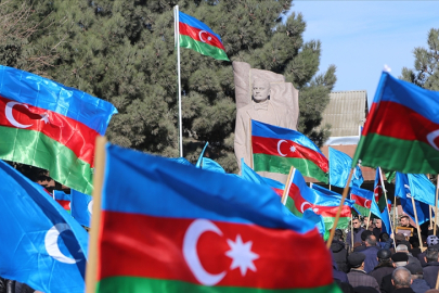 Azerbaycan Cumhuriyeti'nin kurucusu Resulzade, vefatının 71. yılında anılıyor