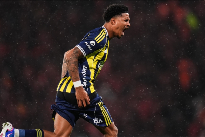 Fenerbahçeli futbolcu Jayden Oosterwolde "Dalya" demeye hazırlanıyor