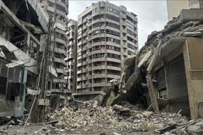 İsrail'in Lübnan'a dünden bu yana düzenlediği saldırılarda 49 kişi öldü