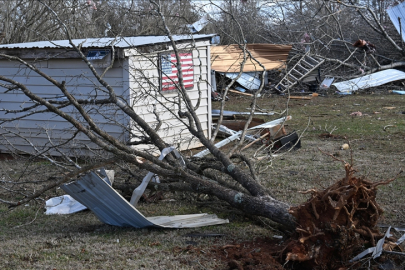 ABD'de etkisini sürdüren fırtına ve kasırgalarda ölü sayısı 8'e yükseldi