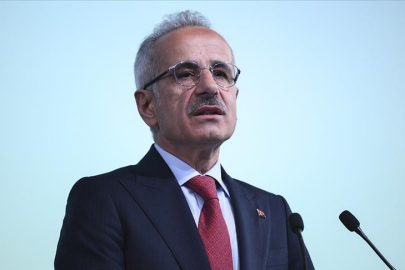Bakan Uraloğlu: Hürmüz Boğazı'nda 15 Türk sahipli gemi var, bütün personeliyle irtibat halindeyiz